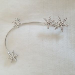 Silver Snowflake Rhinestone Cuff Earring